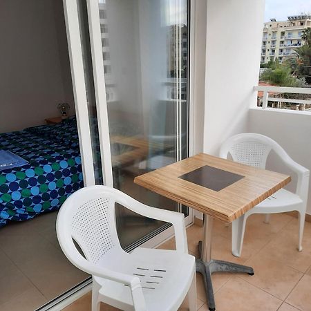 Large Apt 2 Bedrooms Sea View & 2 Balconies Larnaca Eksteriør billede